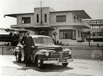 129693 Gezicht op het woonhuis (Nieuwe Bastiaanshof) behorend bij de Carrosserie- en Constructiewerkplaatsen N.V. Jan ...